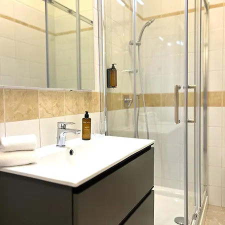 Appartamento Fifty Eight Missori Three Bedrooms Milano