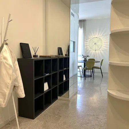 Apartment Fifty Eight Missori Three Bedrooms *